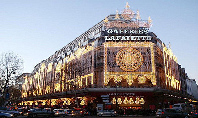 Paris map) Edition speciale des Galeries Lafayette Paris,Paris for