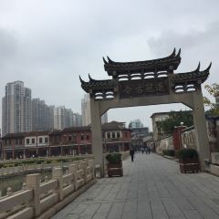 XIAO HONG User Photo