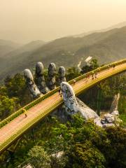 Golden Hands Bridge