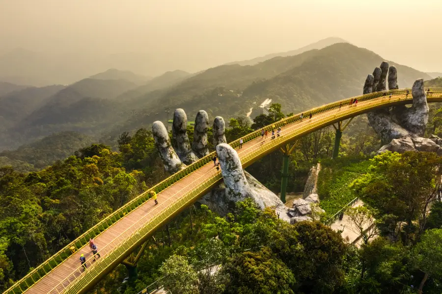 Golden Hands Bridge