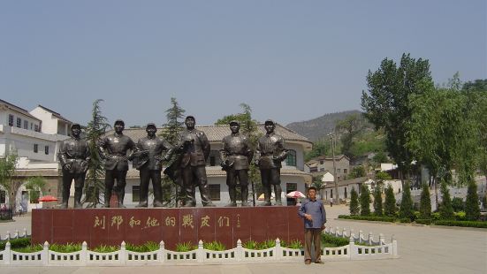八路军一二九师司令部旧址位于河北邯郸涉县，由一二九师司令部旧