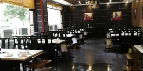 三鍋演義(魯山店)