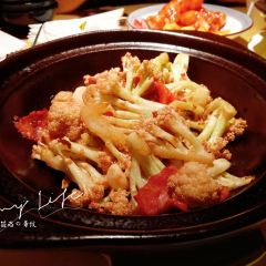 XiaoZi TaiTai (ZhongYang Main Street) User Photo