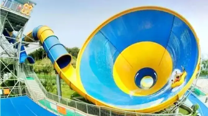 加勒比海水上樂園