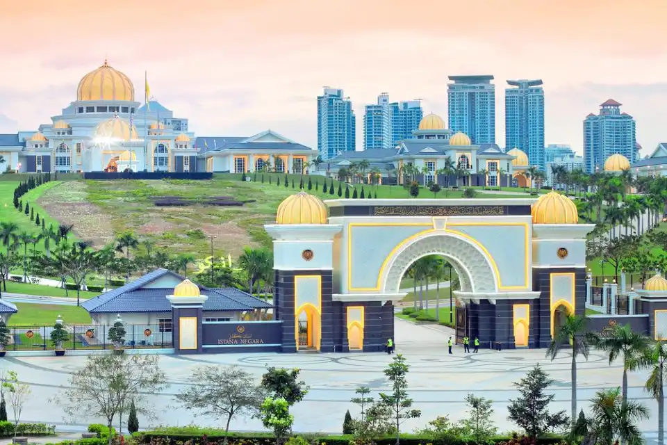 4_Istana Negara