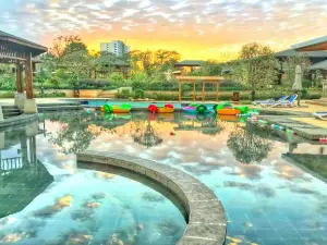 Impressions of Taibai Mountain and Ailan Hot Springs