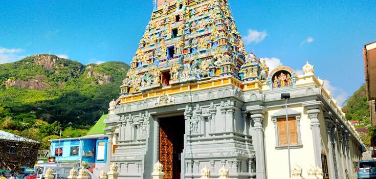Arul Mihu Navasakthi Vinyagar Temple