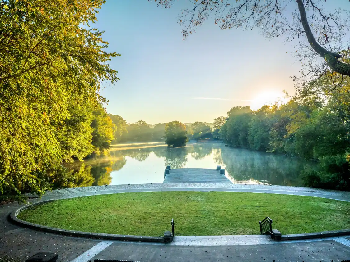 Hotels near Atlanta Botanical Garden