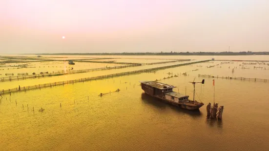 Yangcheng Lake