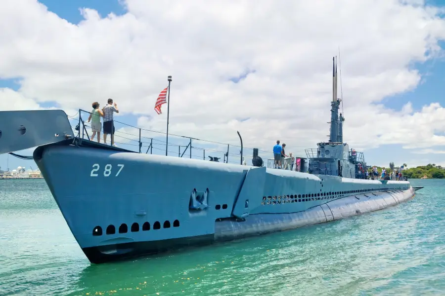 Подводная лодка ВМС США «Боуфин»