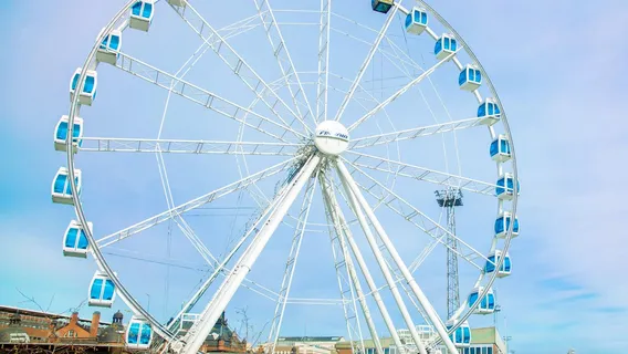 Grande roue d'Helsinki