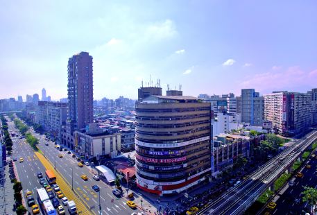 East Zhongxiao Road Business District