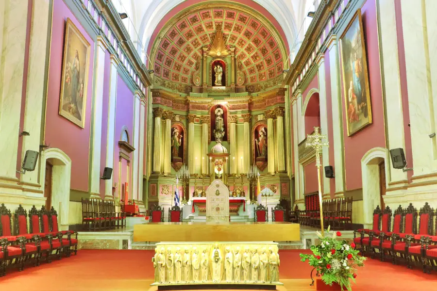 Catedral de la Inmaculada Concepción y San Felipe y Santiago de Montevideo