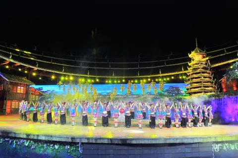 Zuomei, Dong Nationality Love Story Performance