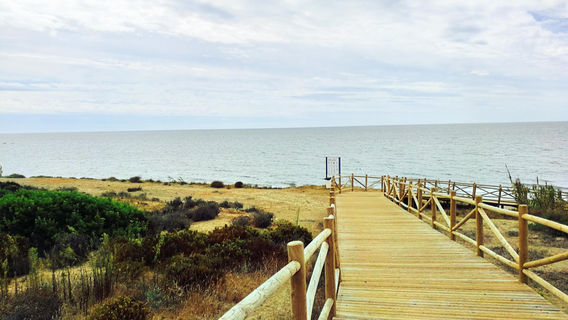 Puerto Cabopino beach & marina