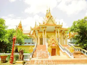 Wat Samraong Knong