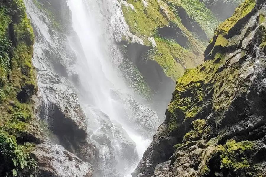 Большой водопад