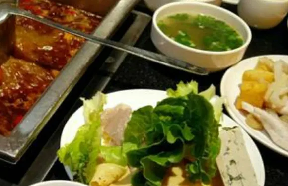菜花田園自助火鍋(前進路店)