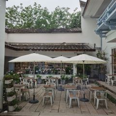 Qilinshuju User Photo