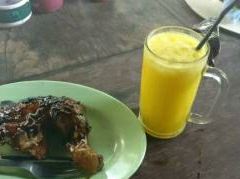 Naughty Nuri's Warung User Photo