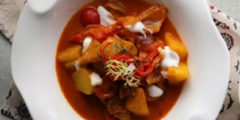 Charlie's Cafe Restaurant & Online Deli