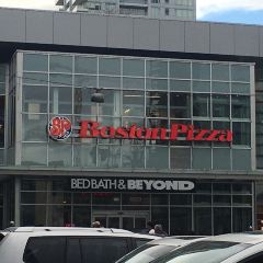 Boston Pizza Station Square 여행 사진