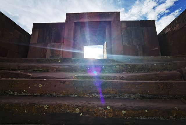 Templete Semisubterráneo