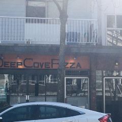 Deep Cove Pizza 여행 사진