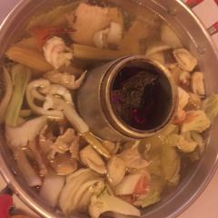 restaurant de famille, Long Hoa User Photo