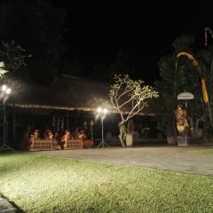 Laka Leke Restaurant User Photo