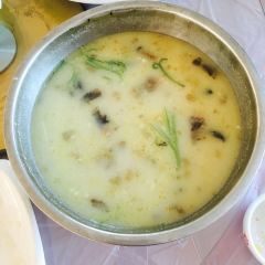 BAI SHI NIAN YU SHANG User Photo