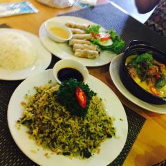 Yen's Restaurant 여행 사진