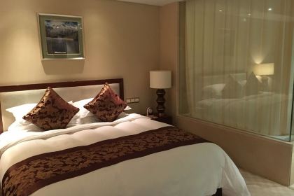 Se'ercuoguojidajiudianzhong Restaurant