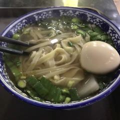 平山县红太阳餐厅(温塘店) User Photo
