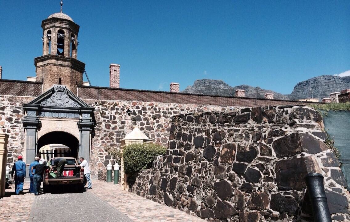 ケープタウン キャッスル オブ グッド ホープ 評判 案内 トリップドットコム