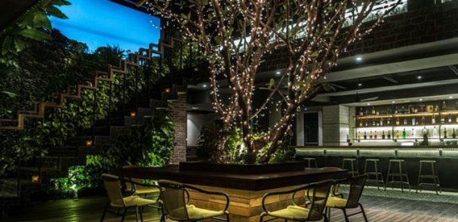 Slla Sky Bar & Restaurant