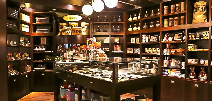 Max Brenner - Surfers Paradise