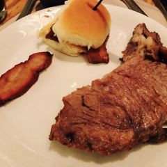 Bacchanal Buffet User Photo