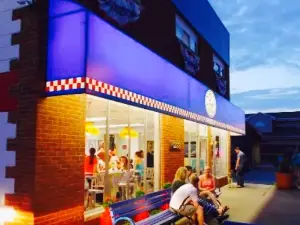 Ray's Ice Cream