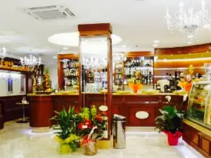 Zanzi Bar