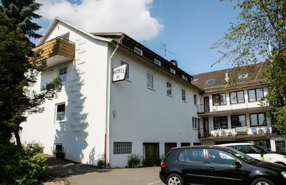 雷烏蒂娜爾霍夫酒店