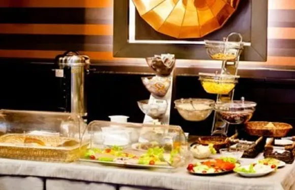 斯塔雷卡密恩澤酒店