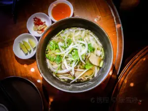 天津丽思卡尔顿酒店·Mellō Charcoal Grill炭烤餐厅