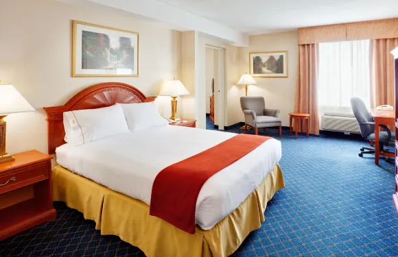 智選假日套房酒店巴里