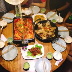 XIAO YAN ZI CAN TING User Photo