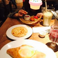 Khachapuri (Bol'shoj Gnezdnikovskij lane, 10) User Photo