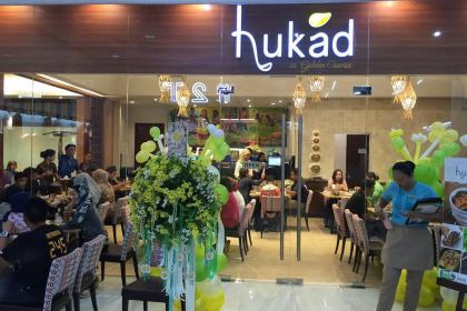 Hukad sa Golden Cowrie