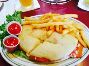 Sal’s Ristorante and Bar