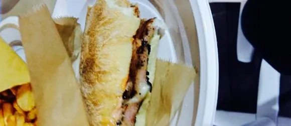 The Princesa Chips & Burger