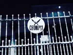 Chomps Bar & Grill